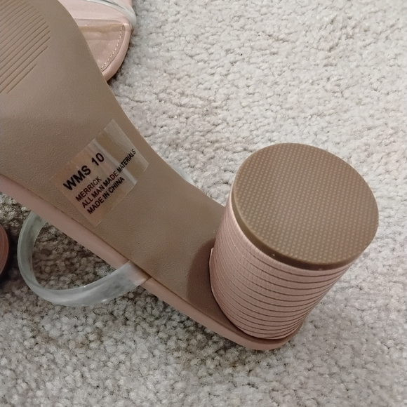 Dolce Vita Sandal - Picture 3 of 4